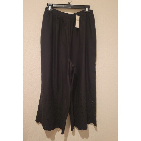 NWT By Anthropologie Wide-Leg Eyelet Crop Pants Black Embroidery Pockets Women 6 - Picture 1 of 12
